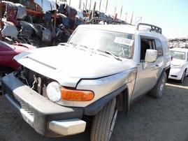 2007 TOYOTA FJ CRUISER SILVER 4.0L MT 4WD Z18290